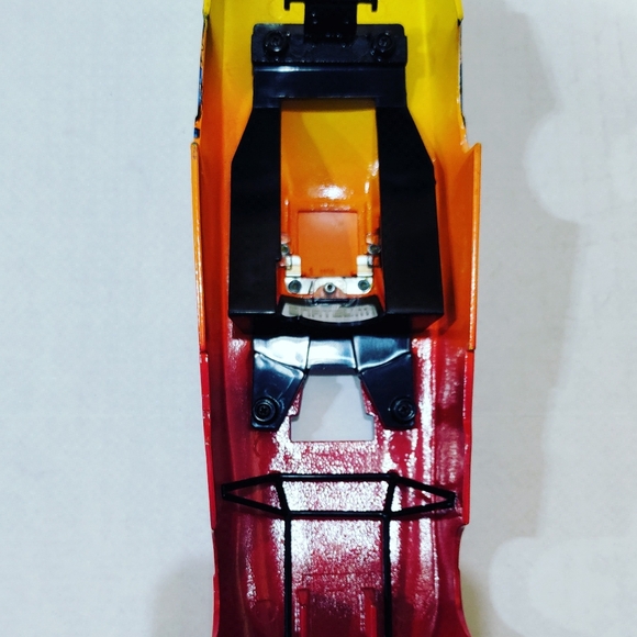 John Force 1999 Signed Superman Castrol GTX Limited Edition Funny Car - Picture 7 of 12